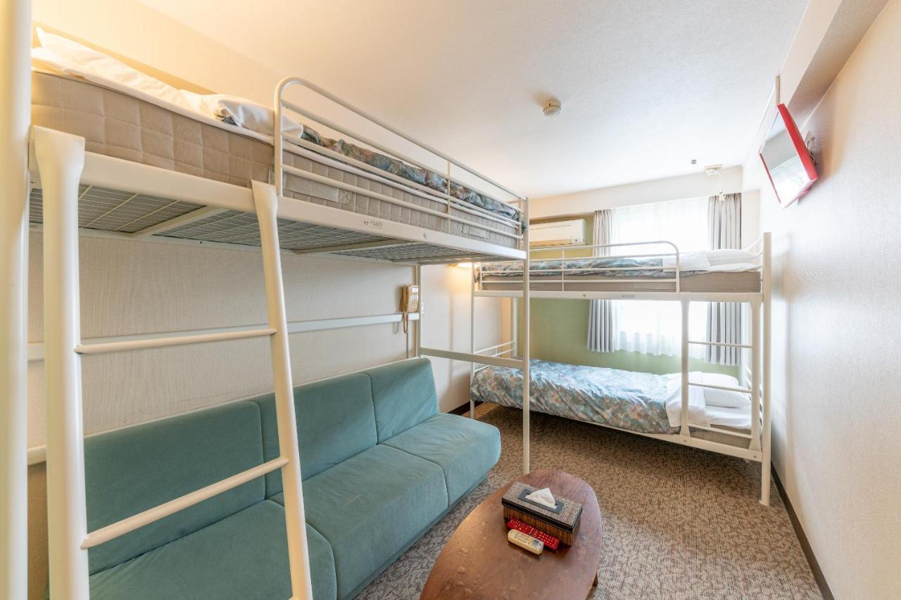 Hotel Tabist Fifty'S For Maihama Tokio Exterior foto